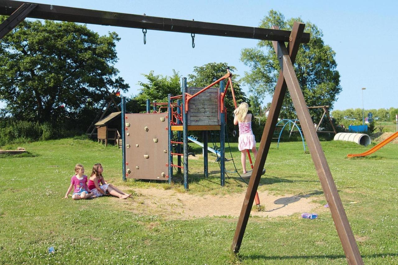 Holiday Complex Schuldt, Behrensdorf 외부 사진